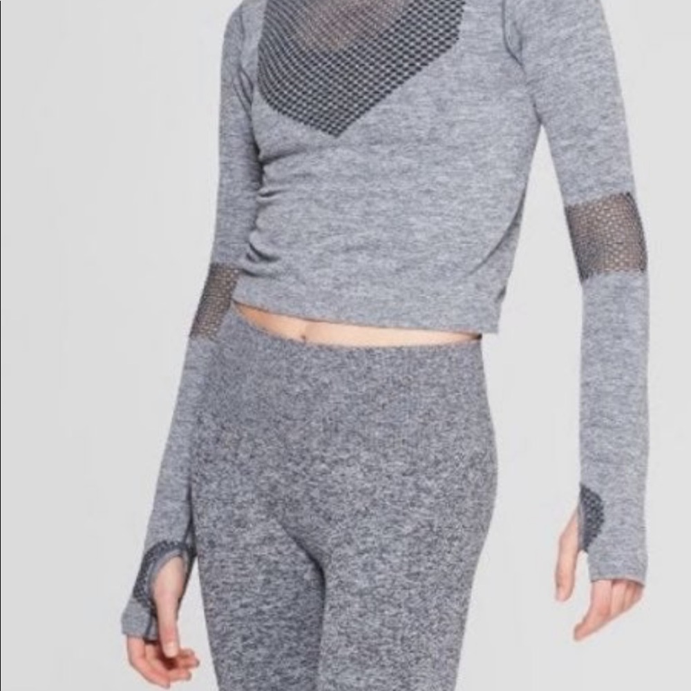 Joylab long sleeve crop